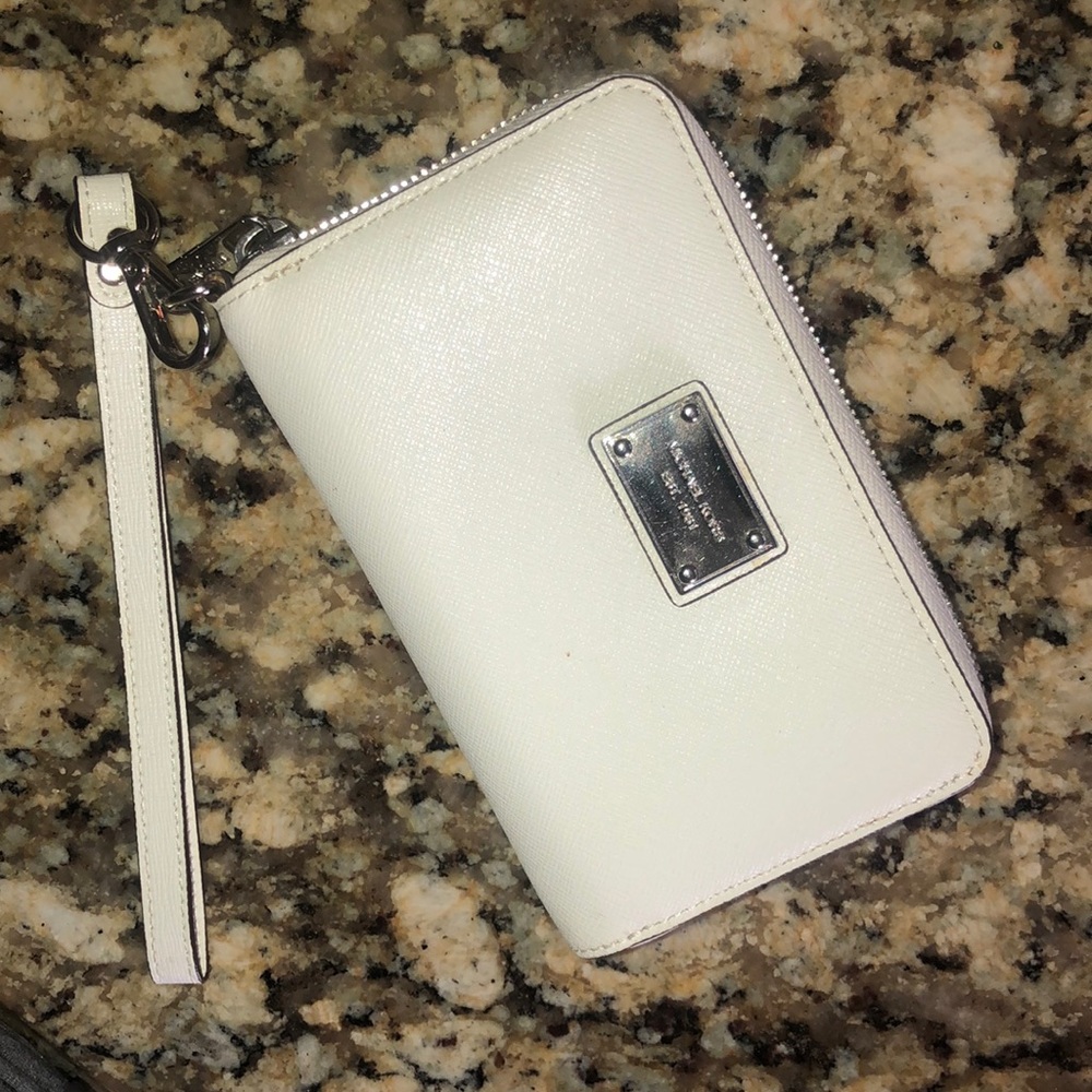 Michael Kors Wristlet